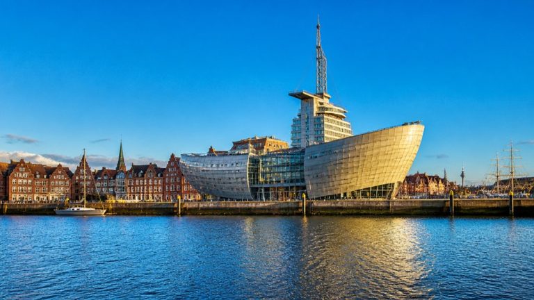 bremerhaven cruise port overview